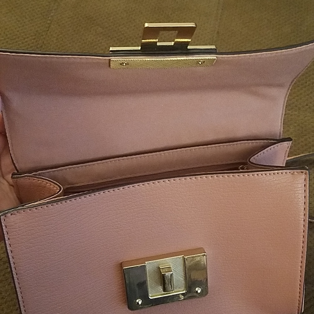 Cute Box Purse - Picture 6 of 7